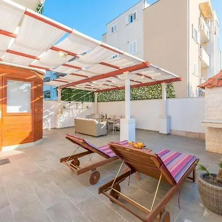 Nika Solitudo Дубровник